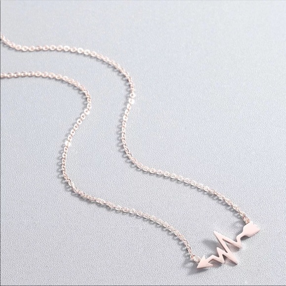 Stainless Steel Heartbeat Arrow Necklace - Picture 4 of 6